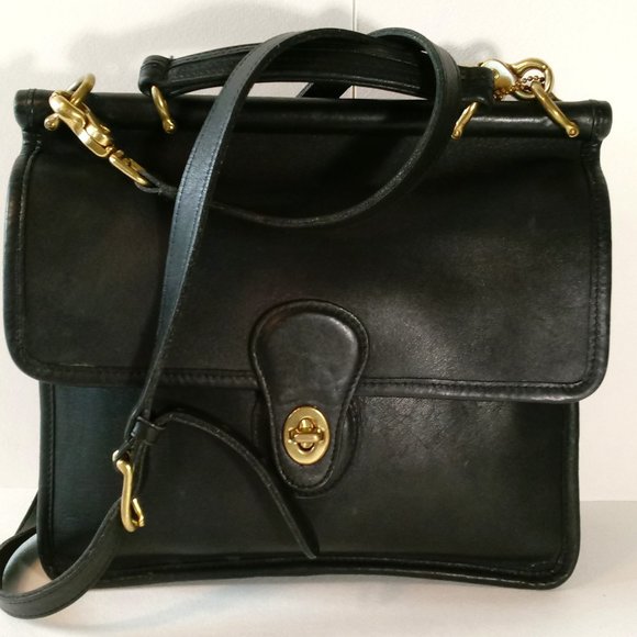 Coach, vintage crossbody, black leather